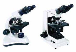 MICROSCOPE BINOCULAIRE